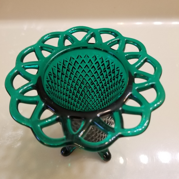 Vintage hobnail glass vase - Picture 4 of 7